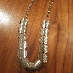 😎 Hammered Metal Statement Necklace